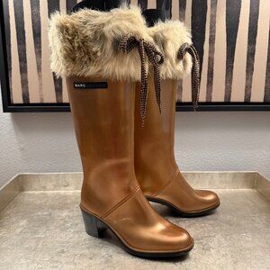 Marc Jacobs | Knee-High Rubber Boot w/ Fur Trim and Laces | Size 7/7.5